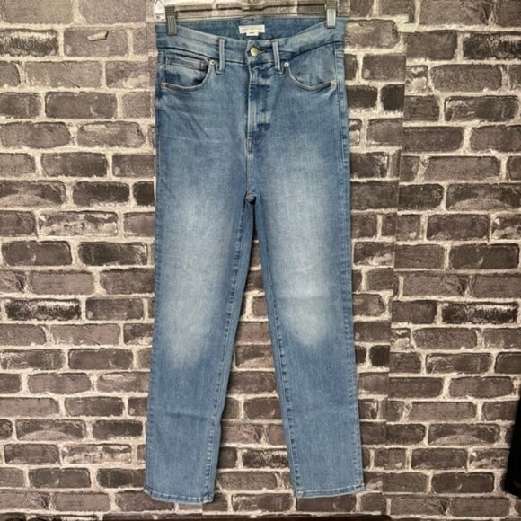 Good American ALWAYS FITS GOOD CLASSIC SLIM STRAIGHT JEANS 6-12 light wash - Picture 1 of 9